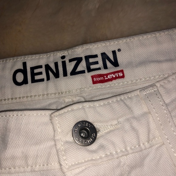 Denizen by Levi’s White Denim Skirt - Picture 3 of 6